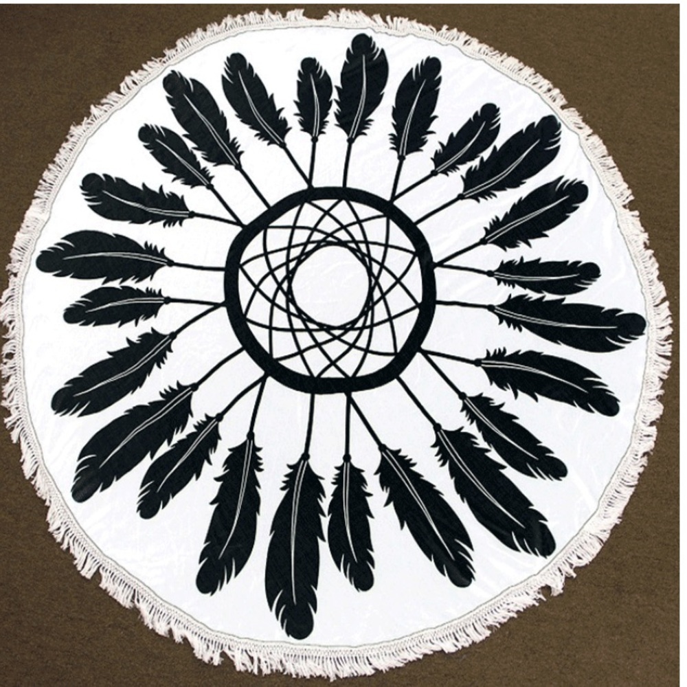 Feather round beach throw
